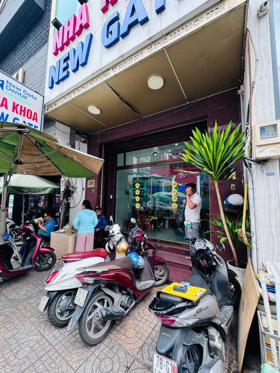 Hiện trạng trước khi thiết kế tiệm vàng Minh Quang, Tân Phú